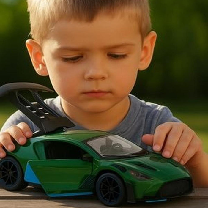 132 Die-Cast Model Car – Pull Back with Lights & Sound